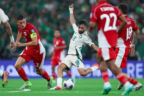 momen-menarik-saat-pertandingan-indonesia-vs-arab-saudi