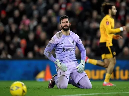 tekanan-psikologis-kiper-saat-menjaga-clean-sheet